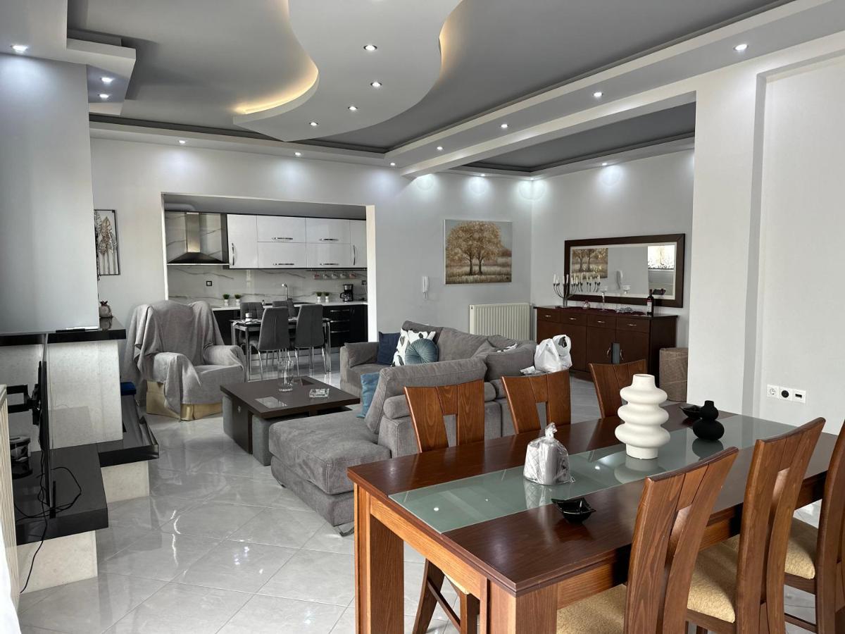 Luxury Apartment 阿马林索斯 外观 照片