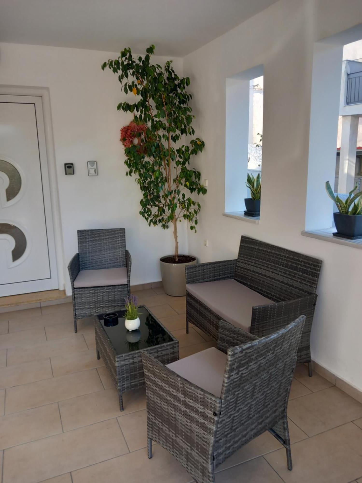 Luxury Apartment 阿马林索斯 外观 照片