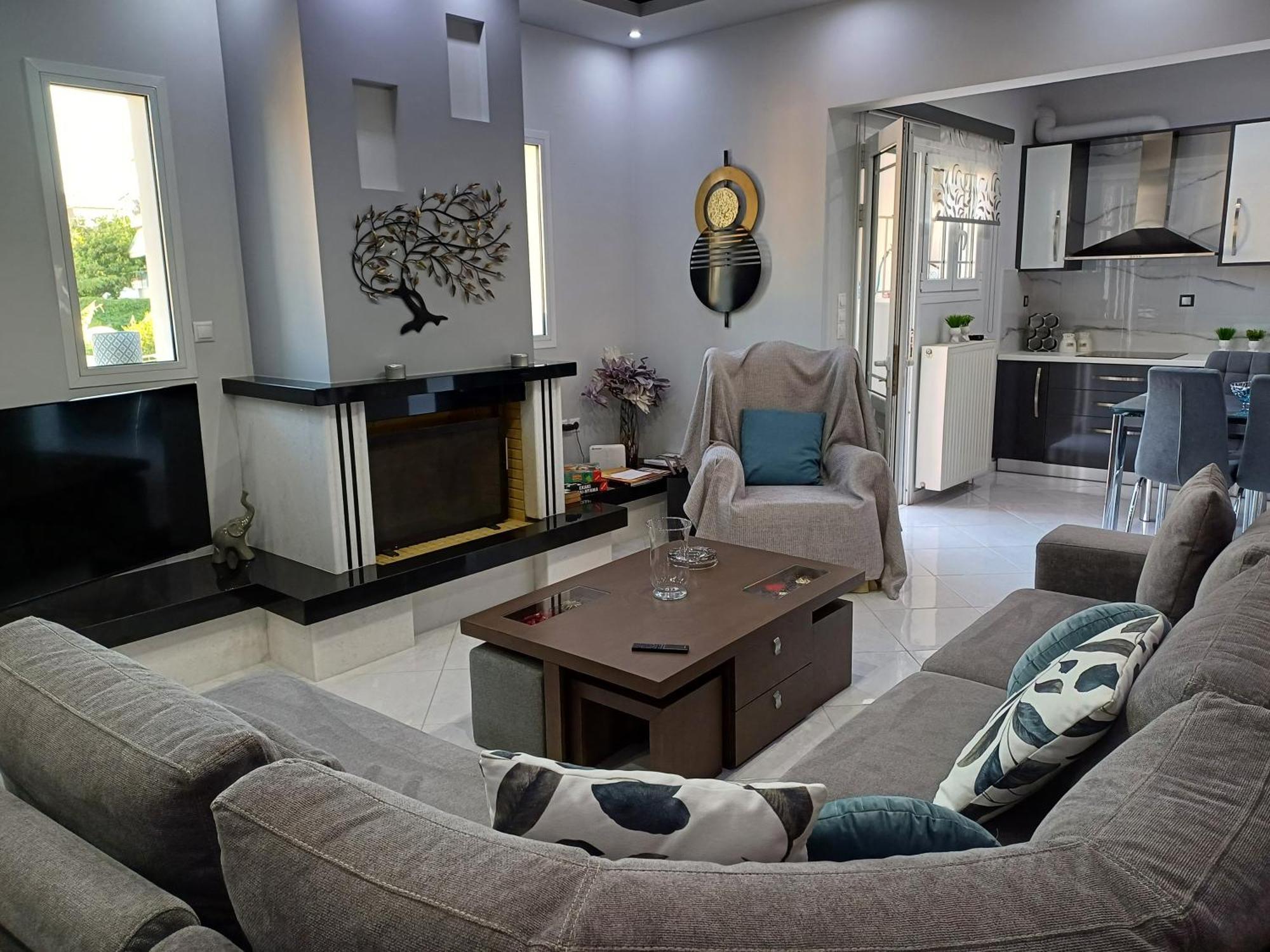 Luxury Apartment 阿马林索斯 外观 照片